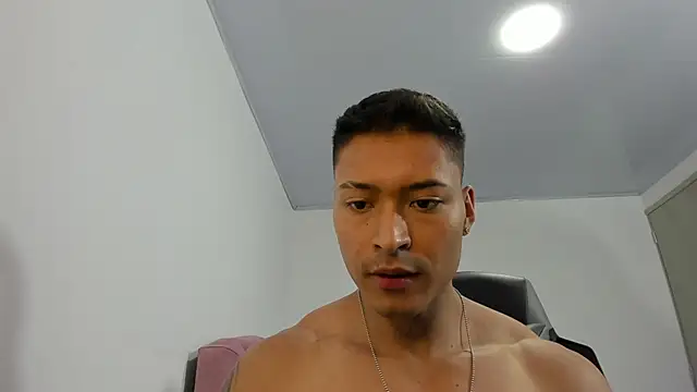abu_dhabi_21's Live XXX Chat