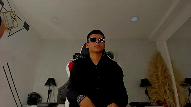 DylanRoyce_: απευθείας συνομιλία ΧΧΧ