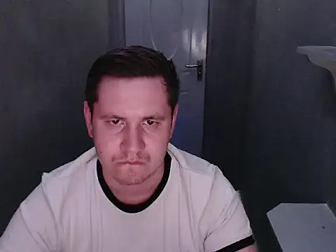 XXX chat uživo modela Max_Marlyn