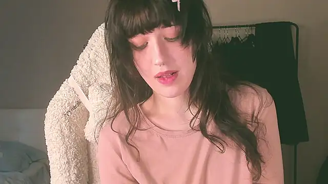 Czat XXX na żywo – sheeny_shy
