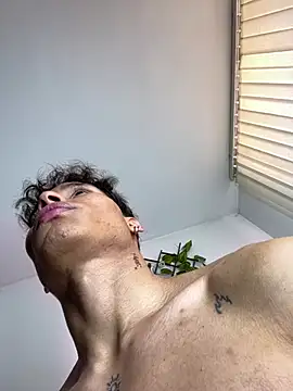 Chat XXX en directo de NelModel1