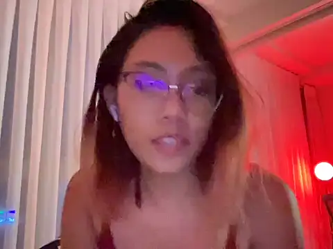 Онлайн чат XXX VexaNyx