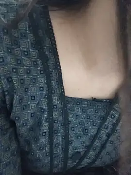 Chat XXX ao vivo de Tanha18