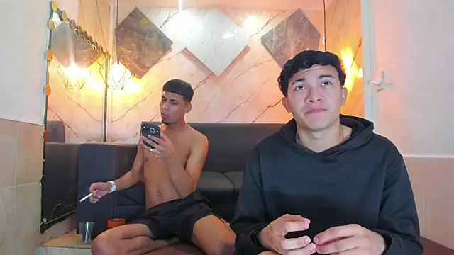 Yeff_26 Live XXX-chat