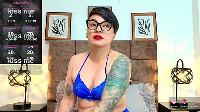kat_paradise's Live XXX Chat