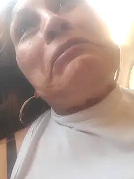 Онлайн чат XXX Kazsandraa