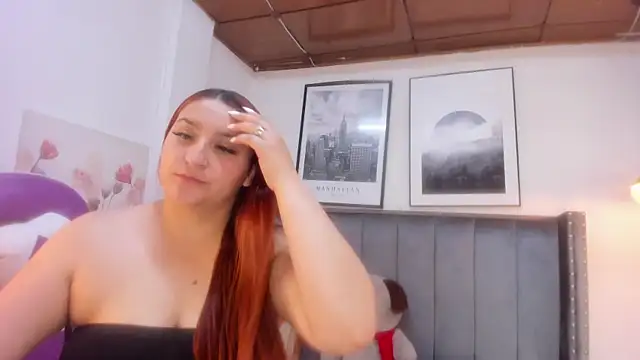 Czat XXX na żywo – Alaia_Carter