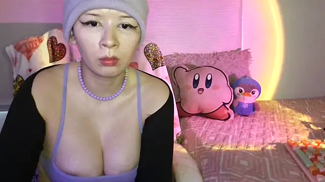 Chat XXX en directo de Haru_Queenn