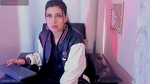 Chat XXX ao vivo de Jaadewest