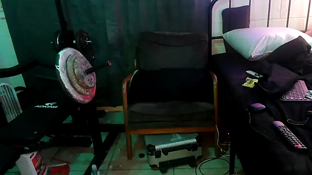Chat XXX en directo de k1oudE