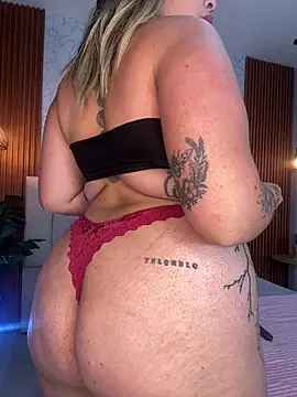 GenesisBlaze Adlı Modelin Canlı XXX Sohbeti