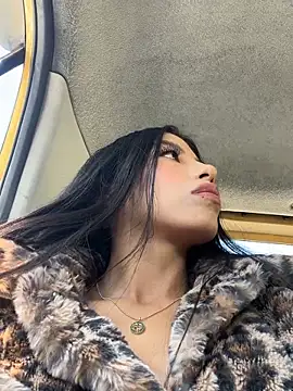Tiffany_Low 现场XXX聊天