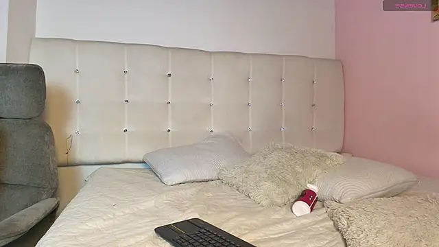 lilyth_bloom's Live XXX Chat