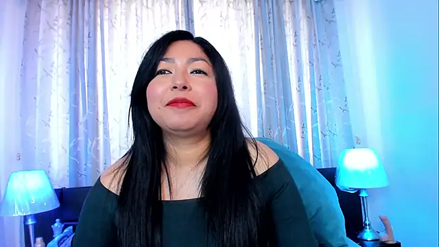 Victoria_kim_lee Adlı Modelin Canlı XXX Sohbeti