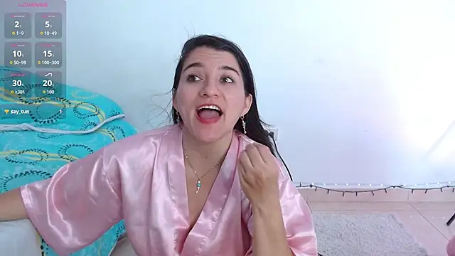 Chat XXX ao vivo de Emelyross_