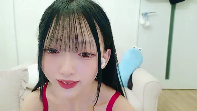 Miru-ch Chat XXX in diretta