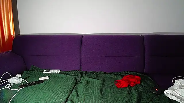XXX chat uživo modela Julianna68