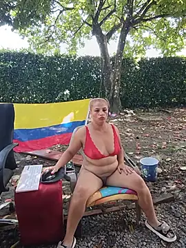 hotandfierylatinos2023's Live XXX Chat