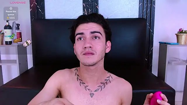 Živý XXX chat Feiccer_Castquer