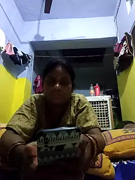 Priyasexcpl's Live XXX Chat