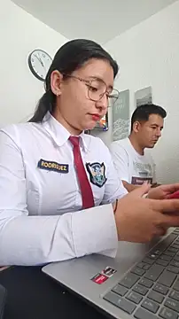 Queen_linda1's Live XXX Chat