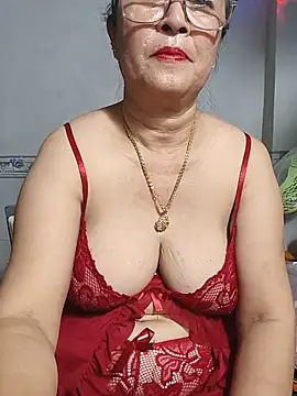 phnz 即時 XXX 聊天