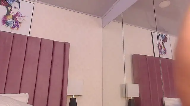 AriannaAdames Adlı Modelin Canlı XXX Sohbeti