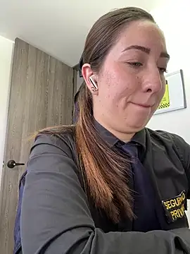 Chatroom XXX en direct de suzy-111