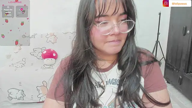 Naoko_7w7 Adlı Modelin Canlı XXX Sohbeti