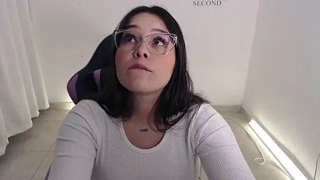 amberbakee Chat XXX in diretta