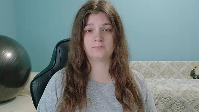 XXX chat uživo modela TreeJeanne
