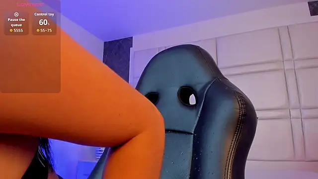 Chatroom XXX en direct de zoe_linss