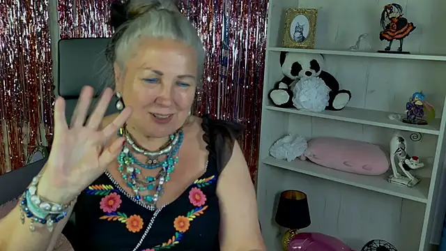 LilaMaharani's Live XXX Chat