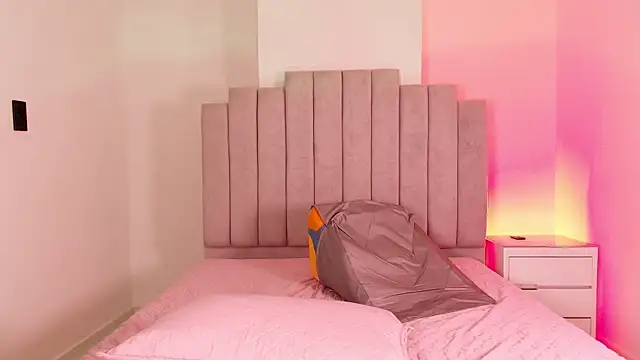 kaylieevans_'s Live XXX Chat