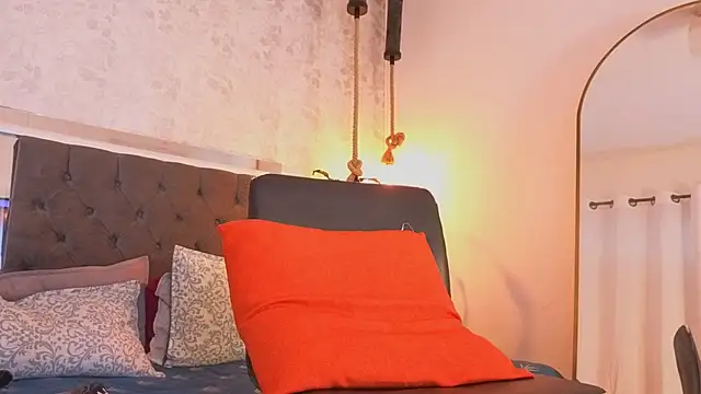 dave_eliot Show in webcam
