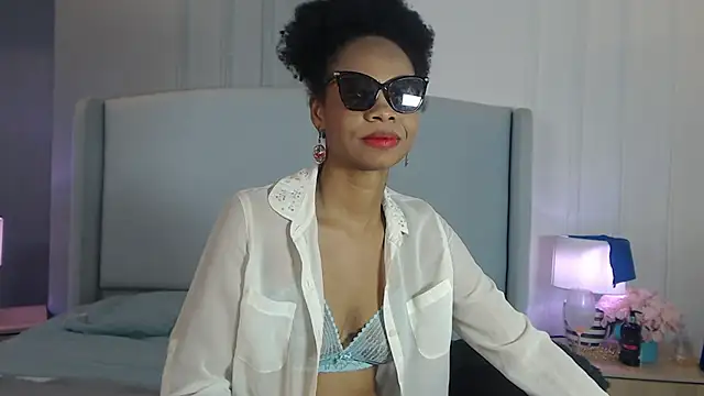 ChantalGarner – Naživo XXX chat
