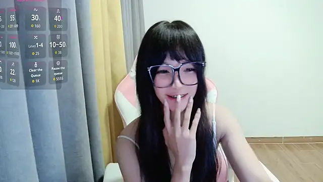 Ooo-Lola Chat XXX live