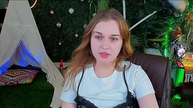 LissaTelor XXX чат на живо