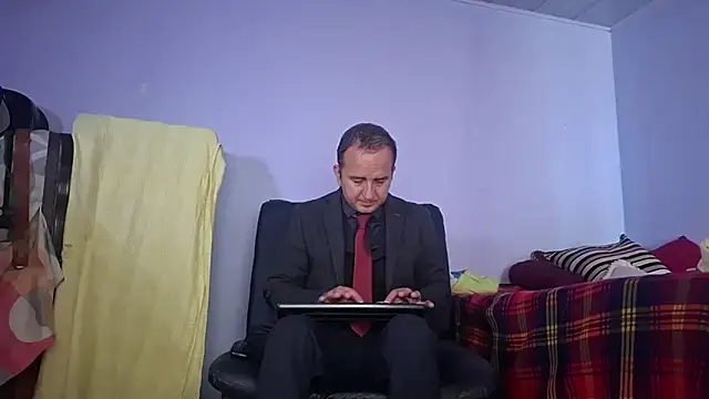 GreisyAndHazzan élő XXX-chatje