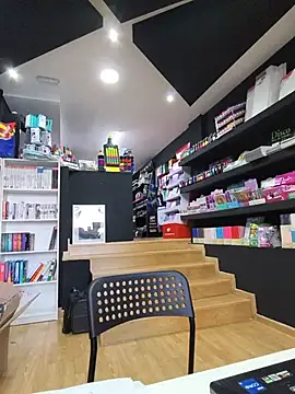 MissNyraSecret's Live XXX Chat