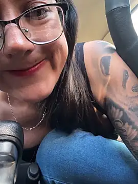 PamelaFtMia Chat XXX in diretta