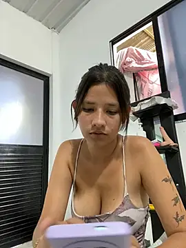 Chat +18 de FerneyManti ao vivo