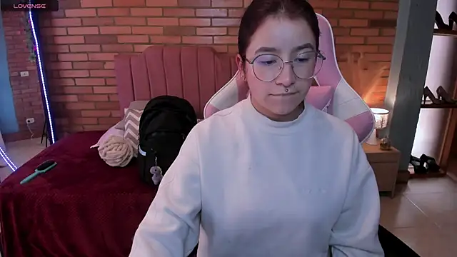 Amy_joones XXX чат на живо