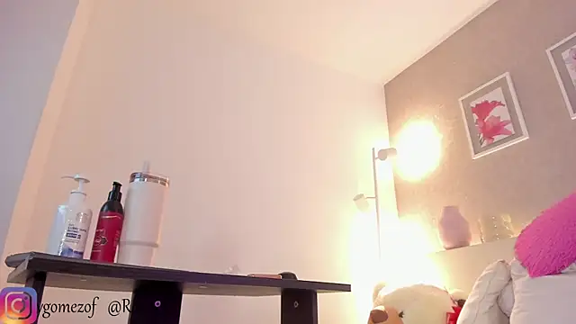 roxannegomez 现场XXX聊天