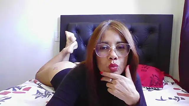 Chatroom XXX en direct de camila_star10