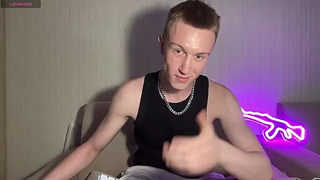 Travis_Gracile: онлайн-секс-чат