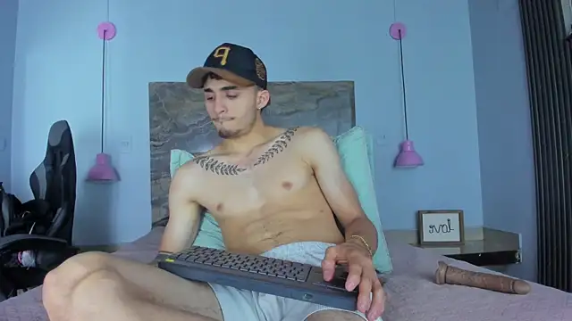 James-06 Chat XXX live
