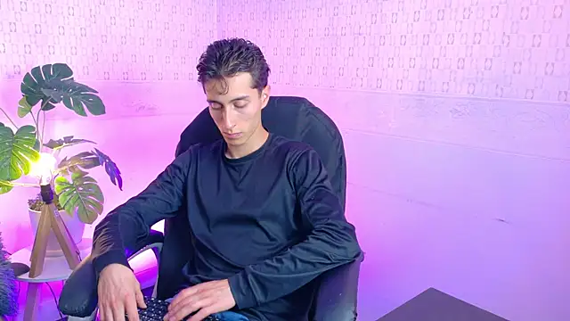 Sammy_N_Ithan Live XXX Chat