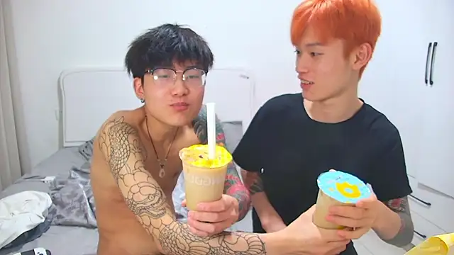 KK-cuteboy Live XXX-chat