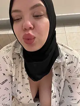 RedheadQueen_ Chat XXX live